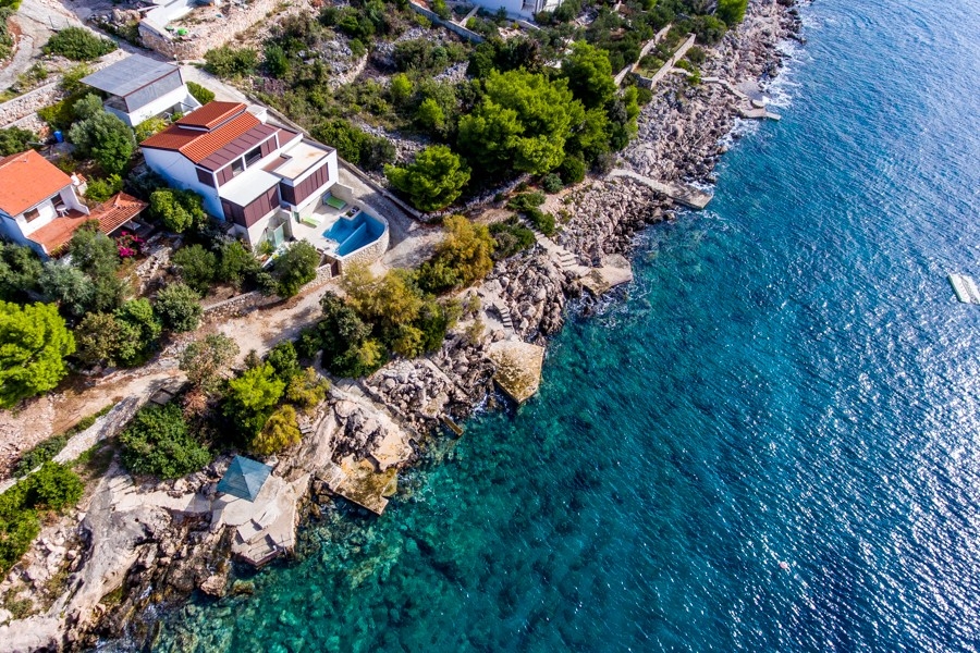 Buy a house by the sea near Rogoznica, Croatia - H3908.