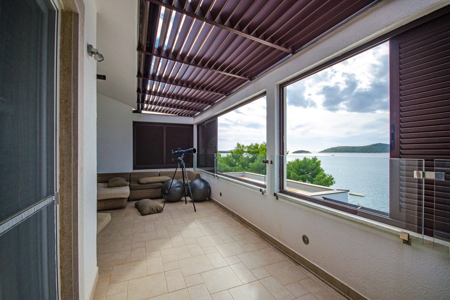 Covered terrace with panoramic sea views