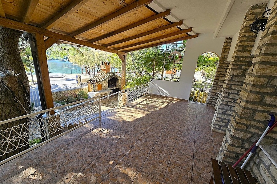 Covered terrace overlooking the sea