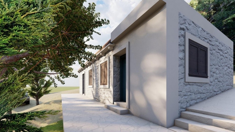 House with natural stone facade and spacious outdoor area