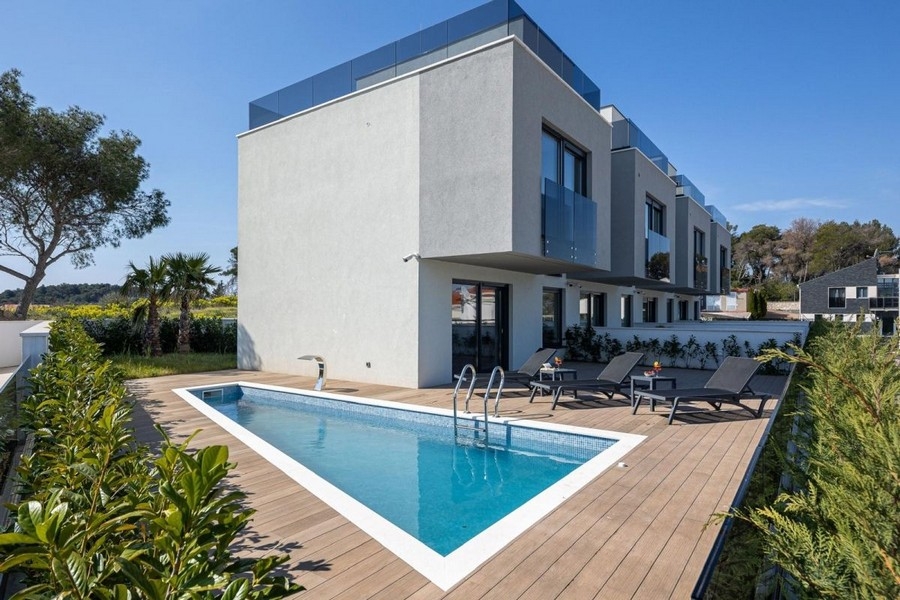 House with swimming pool and sea view on Ciovo in Croatia - H3931