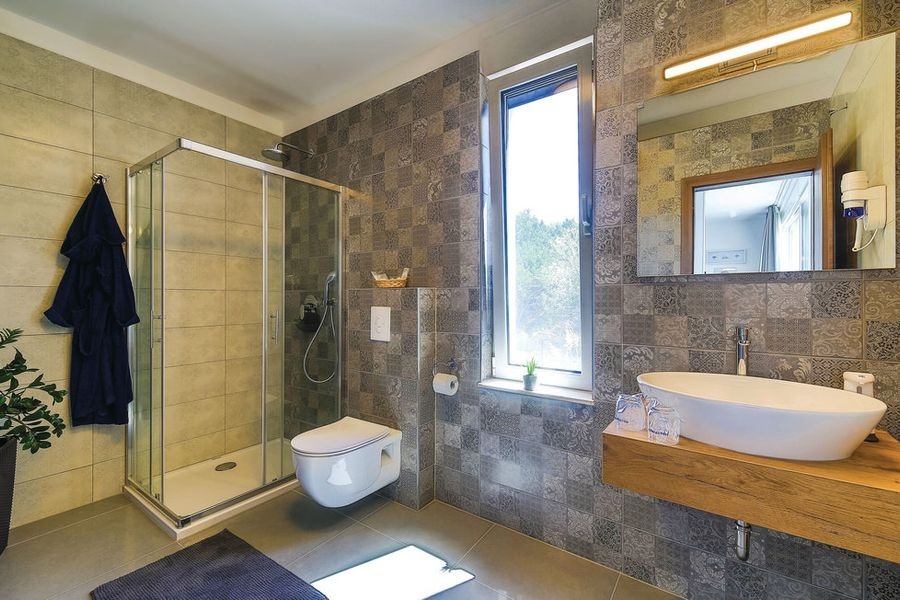 Modern bathroom with shower