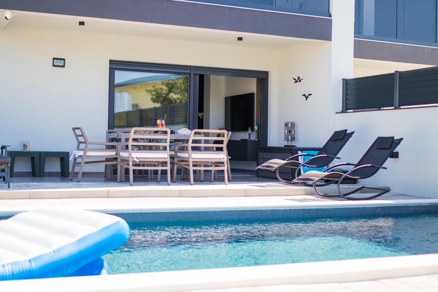 Covered terrace at the pool area