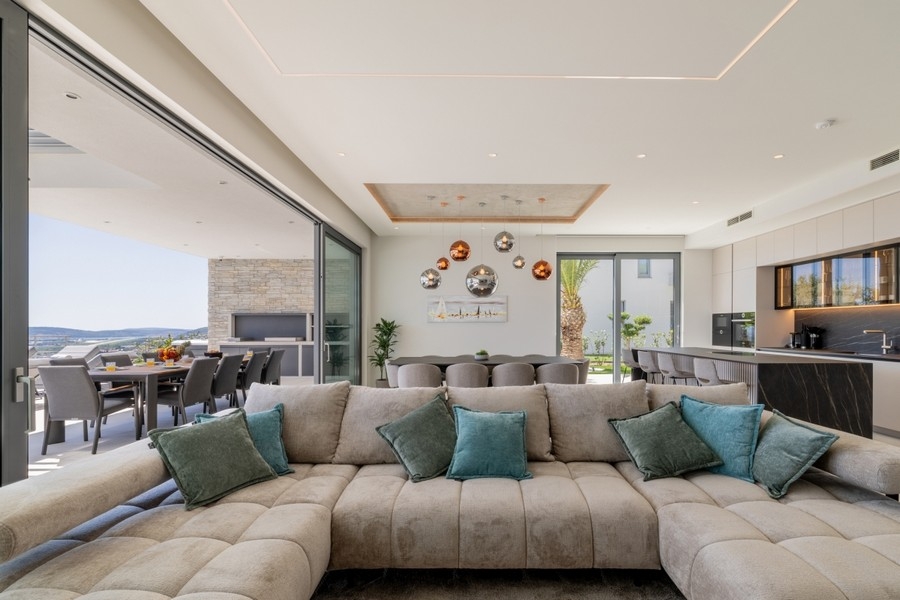 Modern living room with access to the terrace and sea views