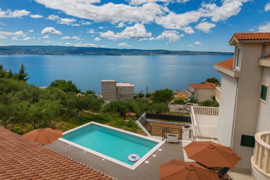 Pool area with sea views and sun terraces
