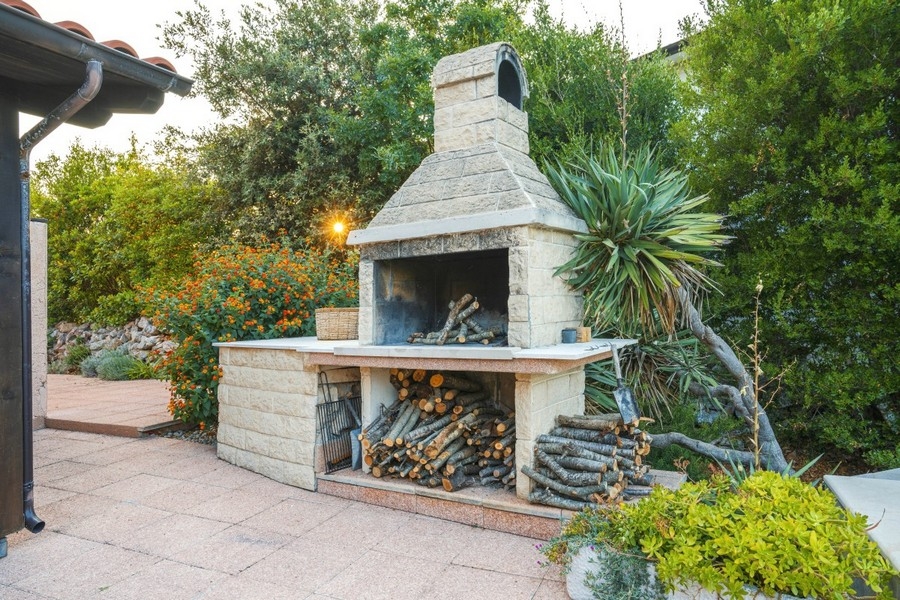 Mediterranean garden with lavender