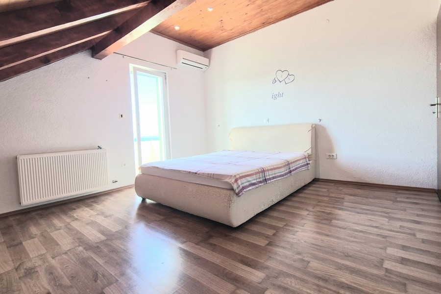 Double bedroom on Solta