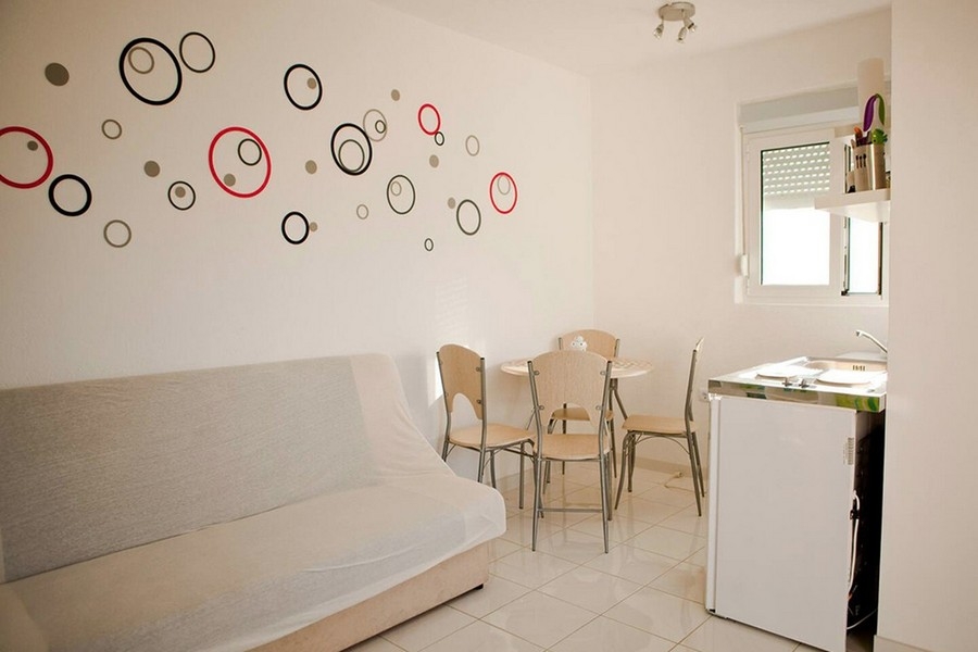 Living studio with sofa and table in Croatia