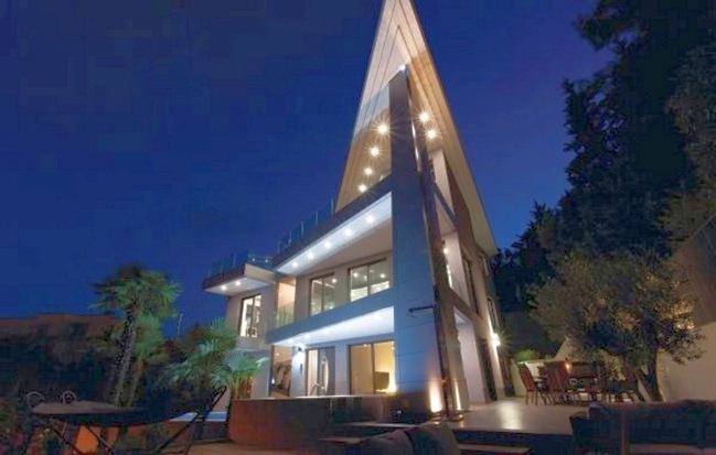 Real Estate in Croatia - Luxury villa in Opatija for sale.