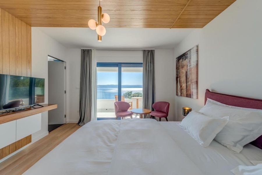 Bedroom with sea view in Croatia