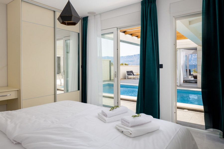 Living room of the villa with access to the terrace