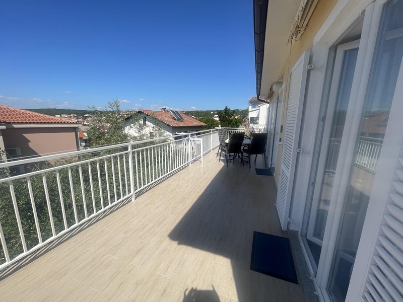 Large covered terrace at the house