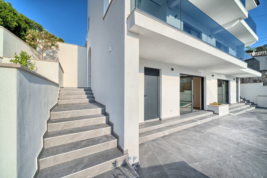 External stairs to the entrance of the villa
