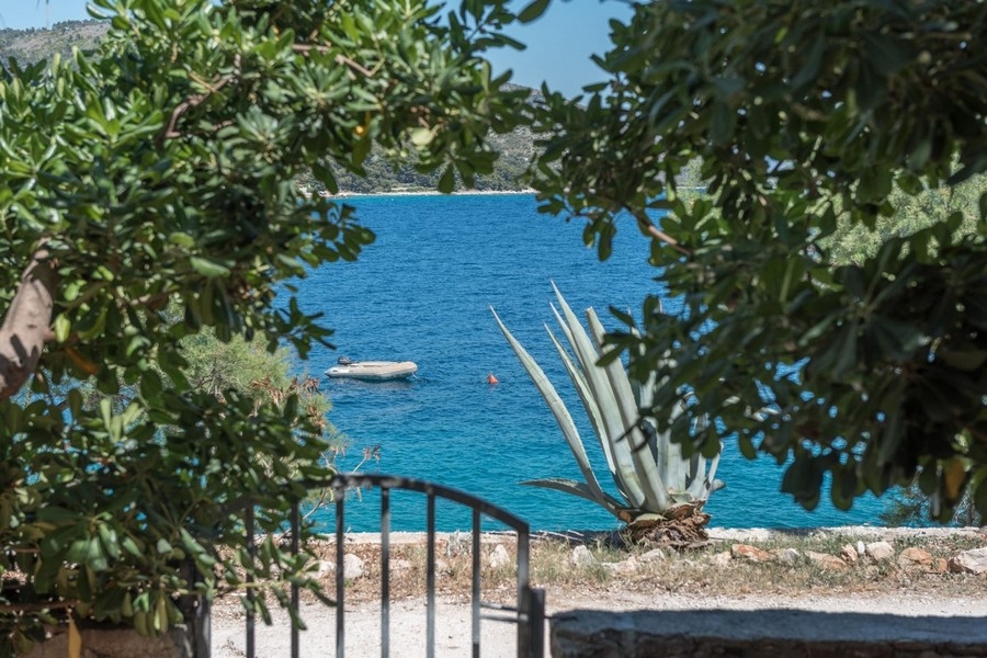 Sea view of the bay from the garden of the house