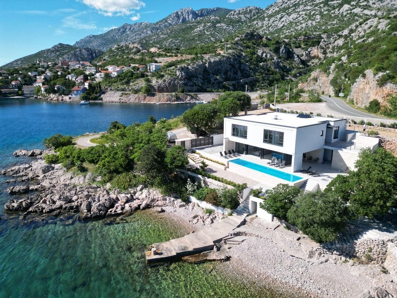Modern villa on the first line of the sea with pool in Karlobag