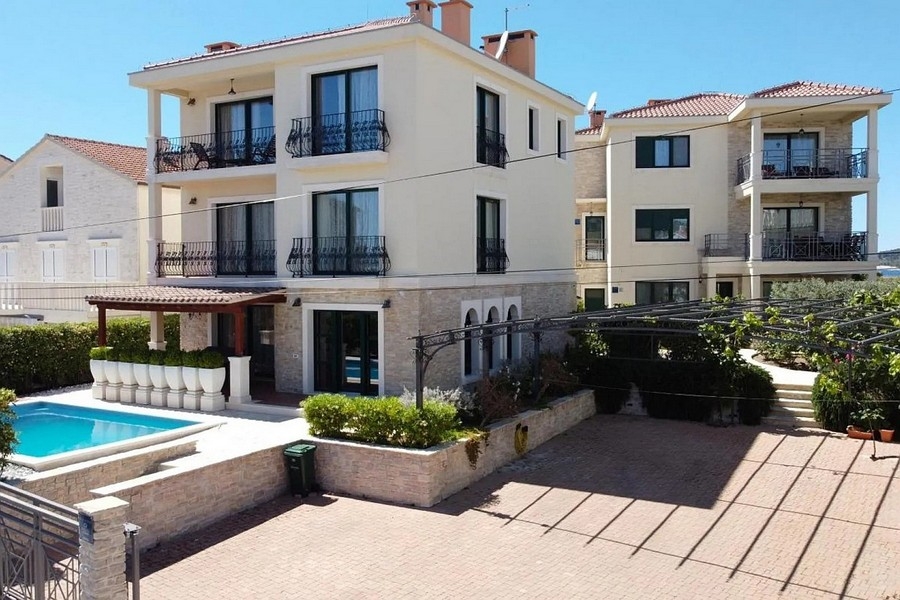 Two villas with pool and terrace in Rogoznica Croatia
