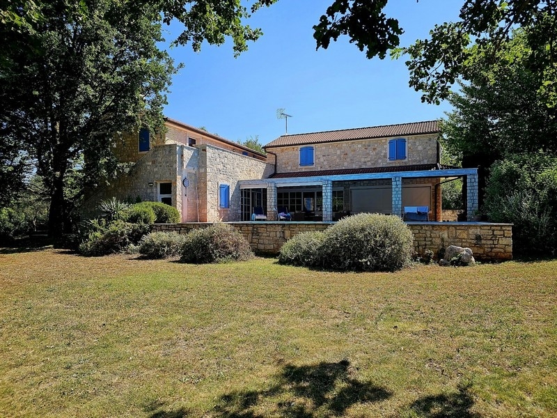 Stone house with a large garden near Porec in Croatia