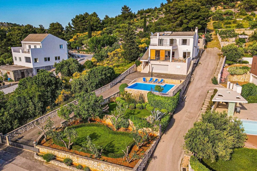 Aerial view of villa with pool and garden in Croatia