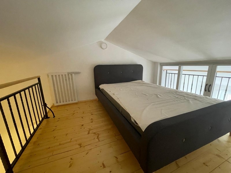 Sleeping area under the sloping roof