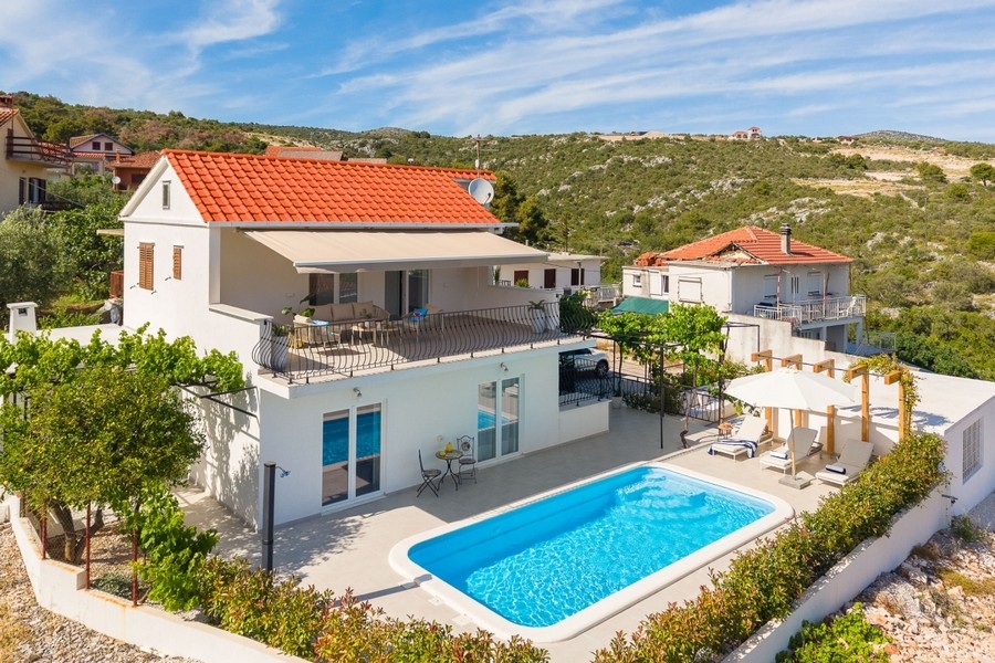 Modern villa with swimming pool in Rogoznica, Croatia
