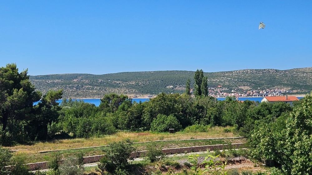 View of the sea and the bay near Seline