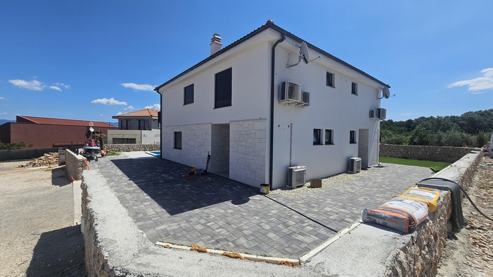 House view with parking spaces in Croatia