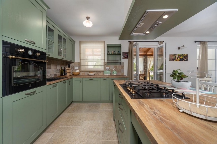 Kitchen with dining area on the ground floor