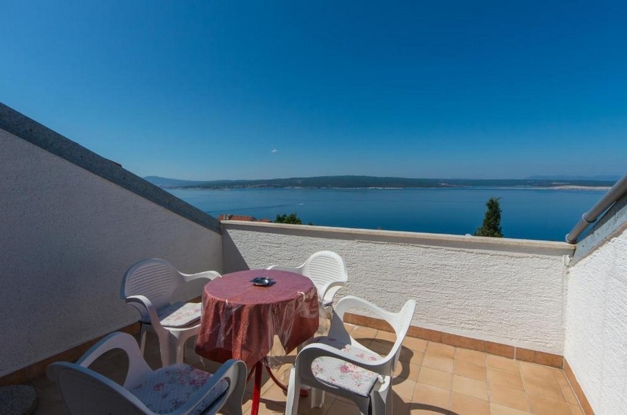 Terrace with sea view in the apartment house in Crikvenica