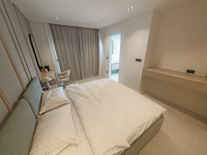 Another bedroom with double bed