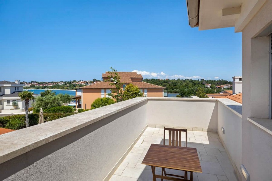 Balcony overlooking the sea