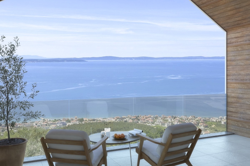 Terrace with seating area and views of the Adriatic Sea