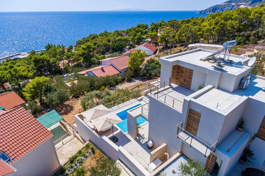 Newly built villa with pool and sea views in Sveta Nedjelja, Hvar Island