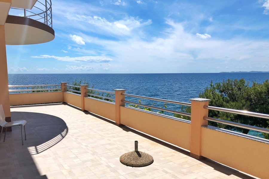 Large terrace with sea view
