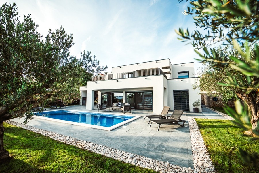 Villa with garden and pool