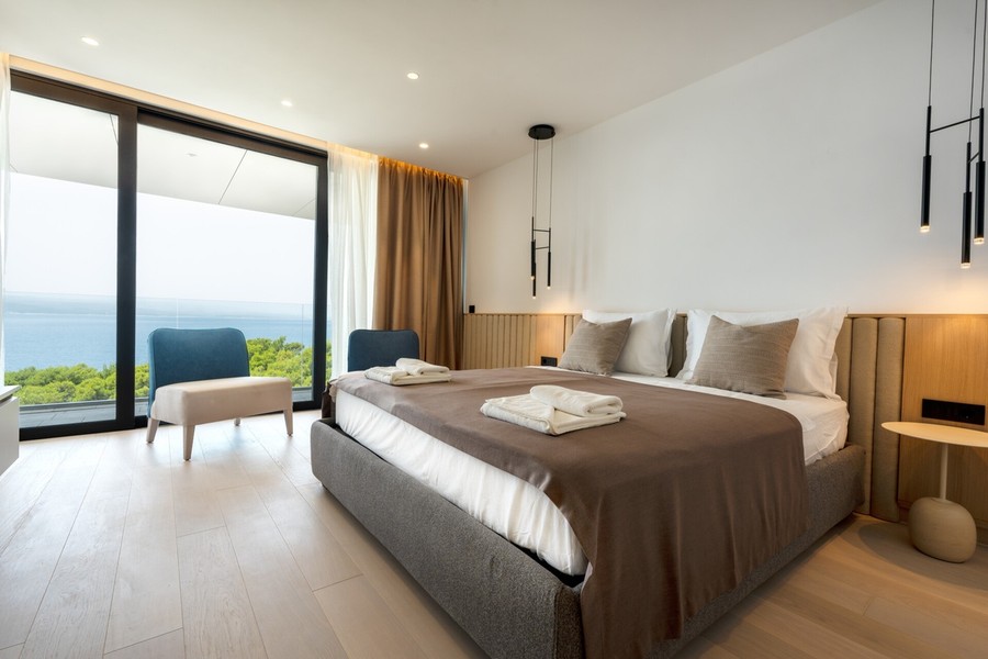 Bedroom with balcony door