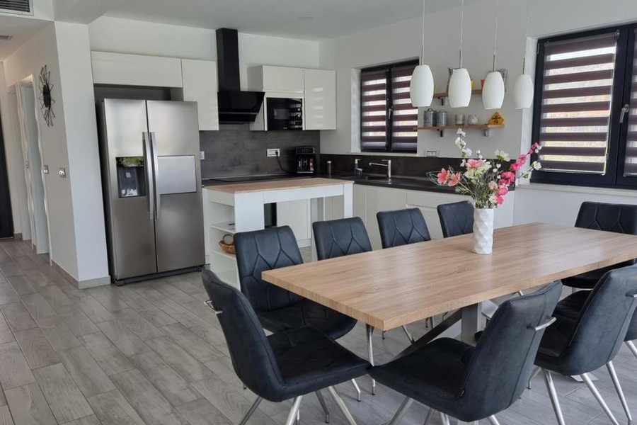 Kitchen with large dining table
