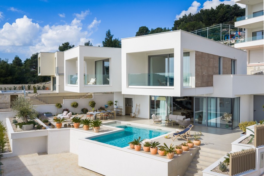 Villa with pool and planted terrace