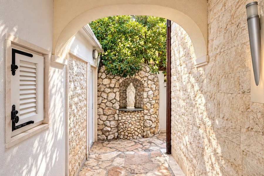 Courtyard with Marian statue