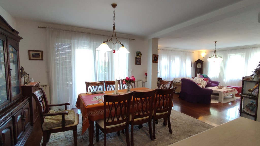 Dining room and living room on the ground floor