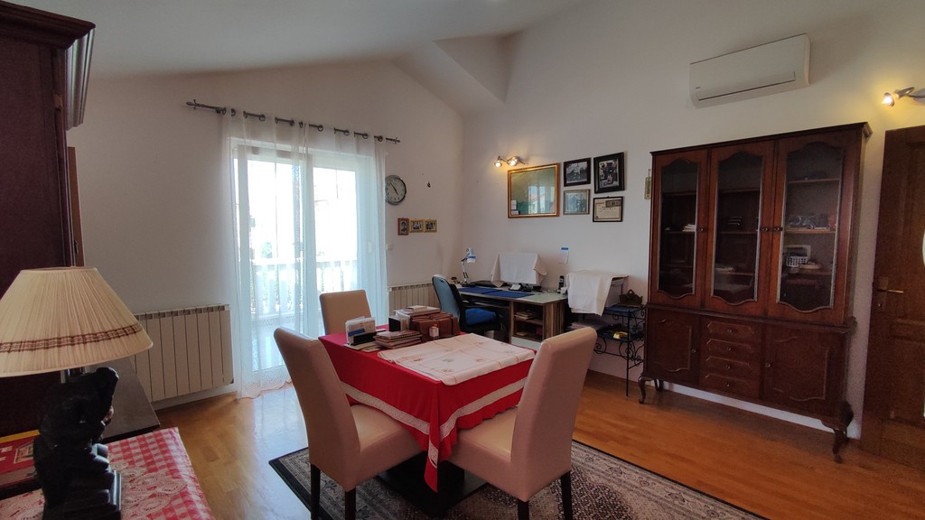 Dining table with wall unit