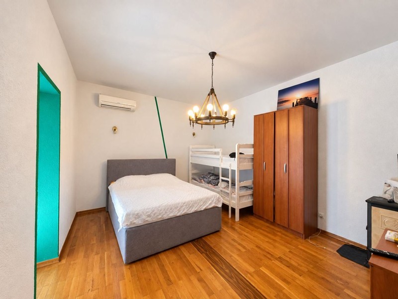 Bedroom with double bed and bunk bed