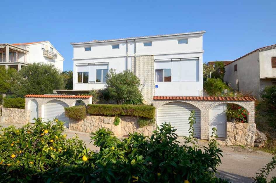 The two semi-detached houses with sea views and garden for sale in Croatia on Korcula