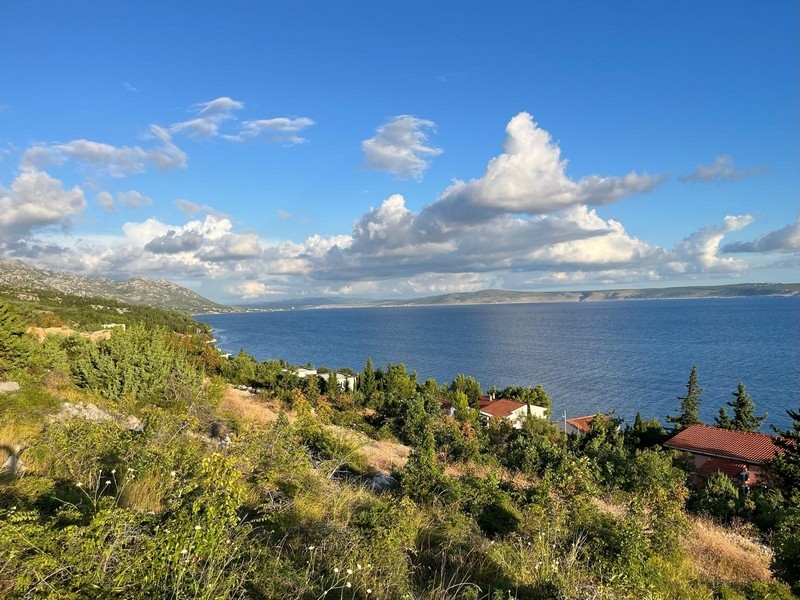 Properties with beautiful sea views in Croatia.