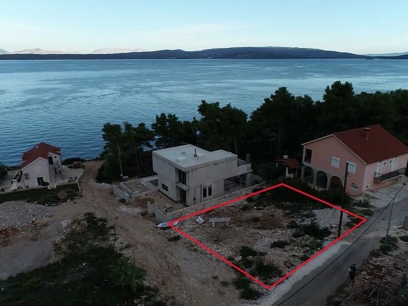 Real estate near the sea bank in Croatia - Panorama Scouting.