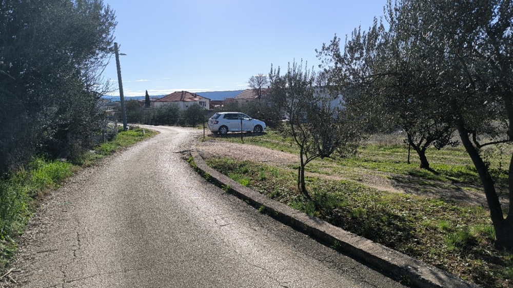 Access to property G486 in Croatia.