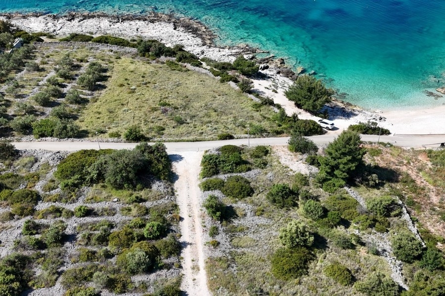 Coastal property with beach access in Croatia