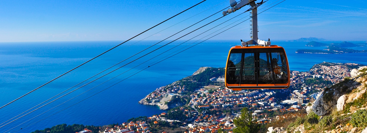 Properties with sea view in Dubrovnik. Cable car.