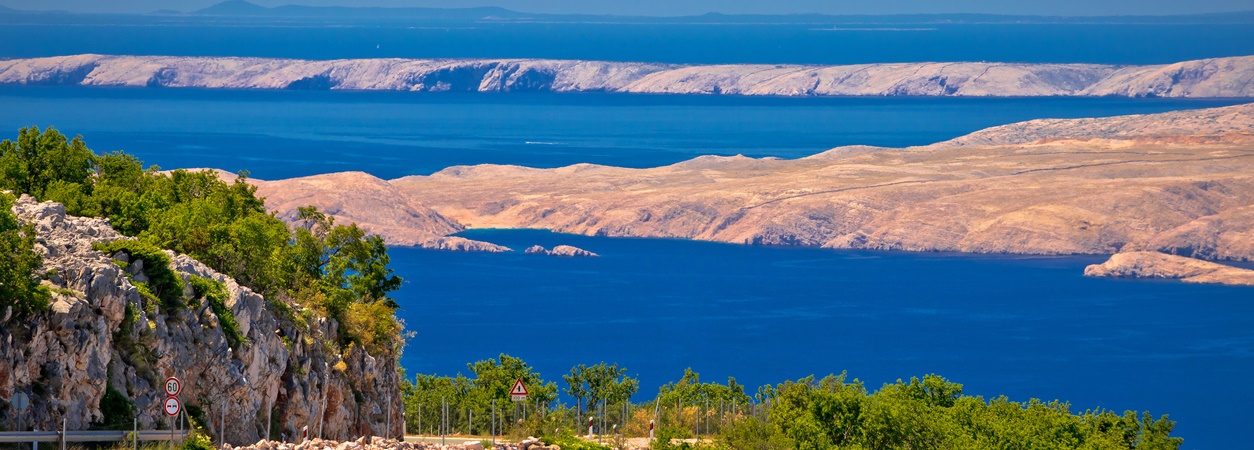 Real estate Karlobag, Kvarner Bay - Panorama Scouting.