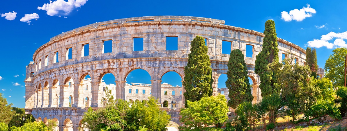 Real estate Pula